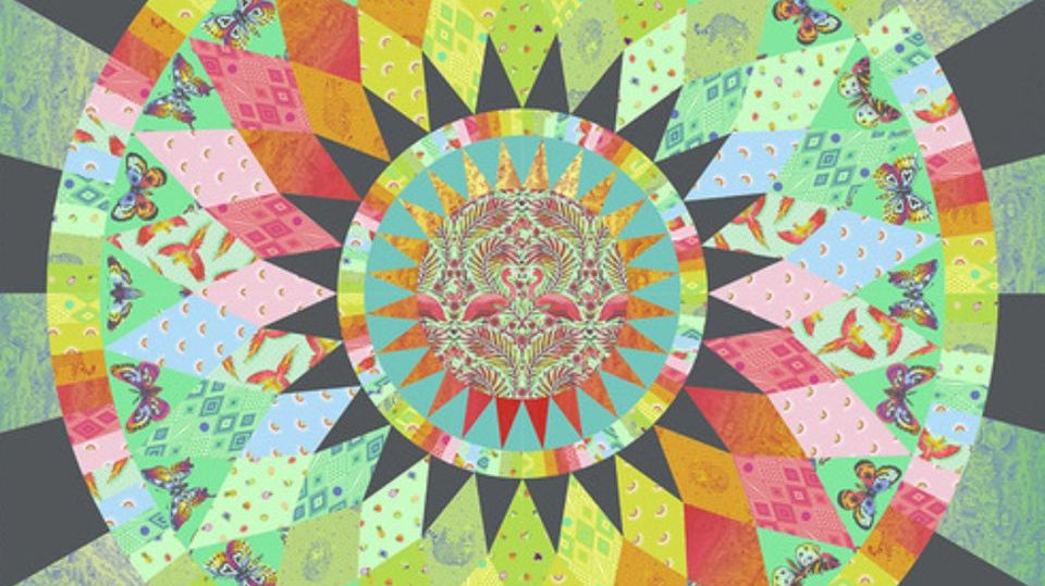 TULA PINK - DAYDREAMER & TRUE SOLID COLORS - SUNSHINE DAYDREAMER QUILT KIT