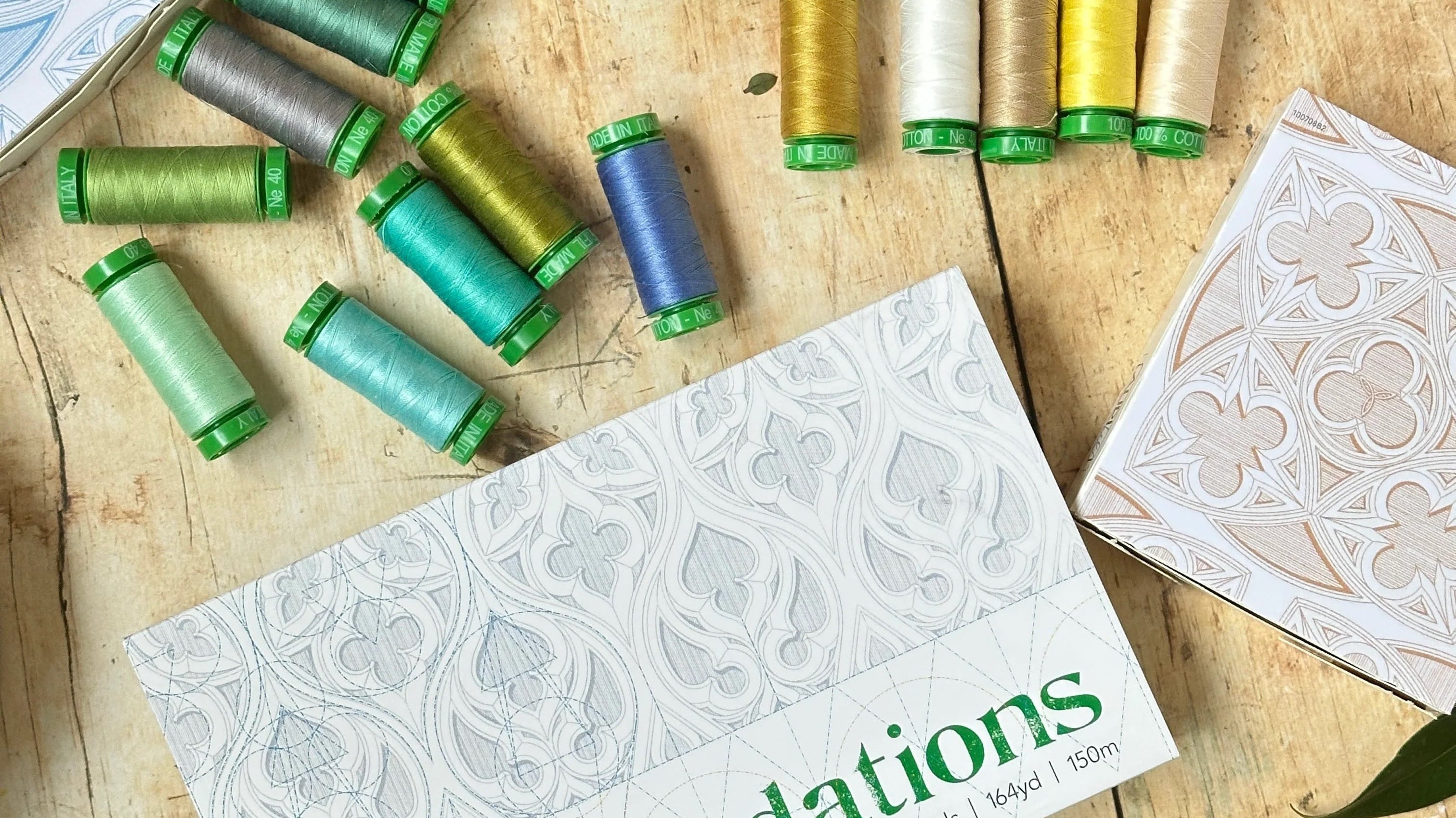 AURIFIL - Foundations 40wt Collection - 20 Small Spools