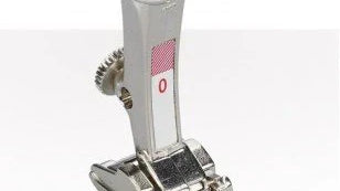 Everyday Stitching with BERNINA Zigzag Foot #0