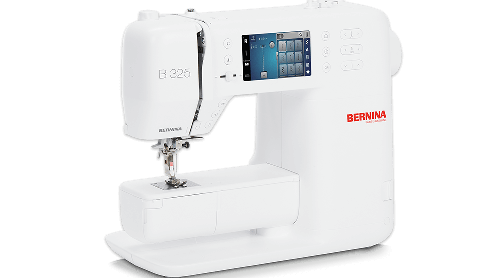 Everyday Sewing Made Easy with the BERNINA 325 Gen 2