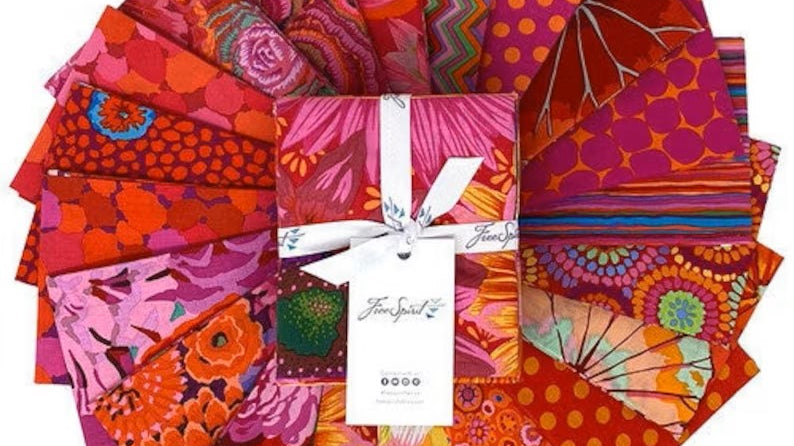 KAFFE FASSETT COLLECTIVE CLASSIC PLUS FAT QUARTER BUNDLE