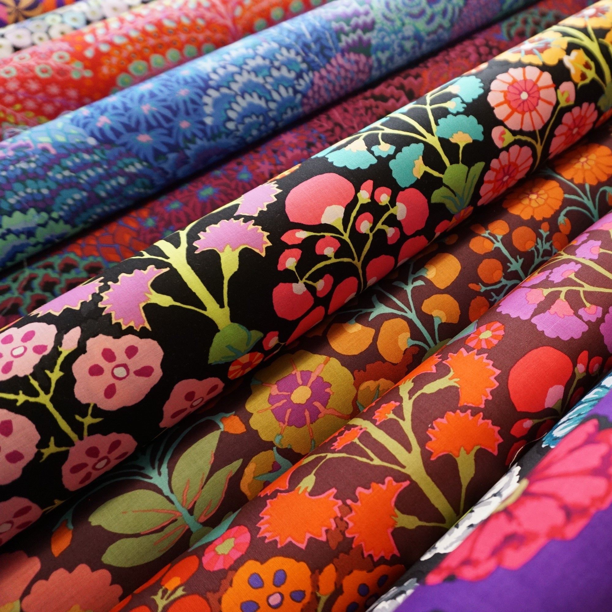 KAFFE FASSETT COLLECTIVE - 85 & FABULOUS