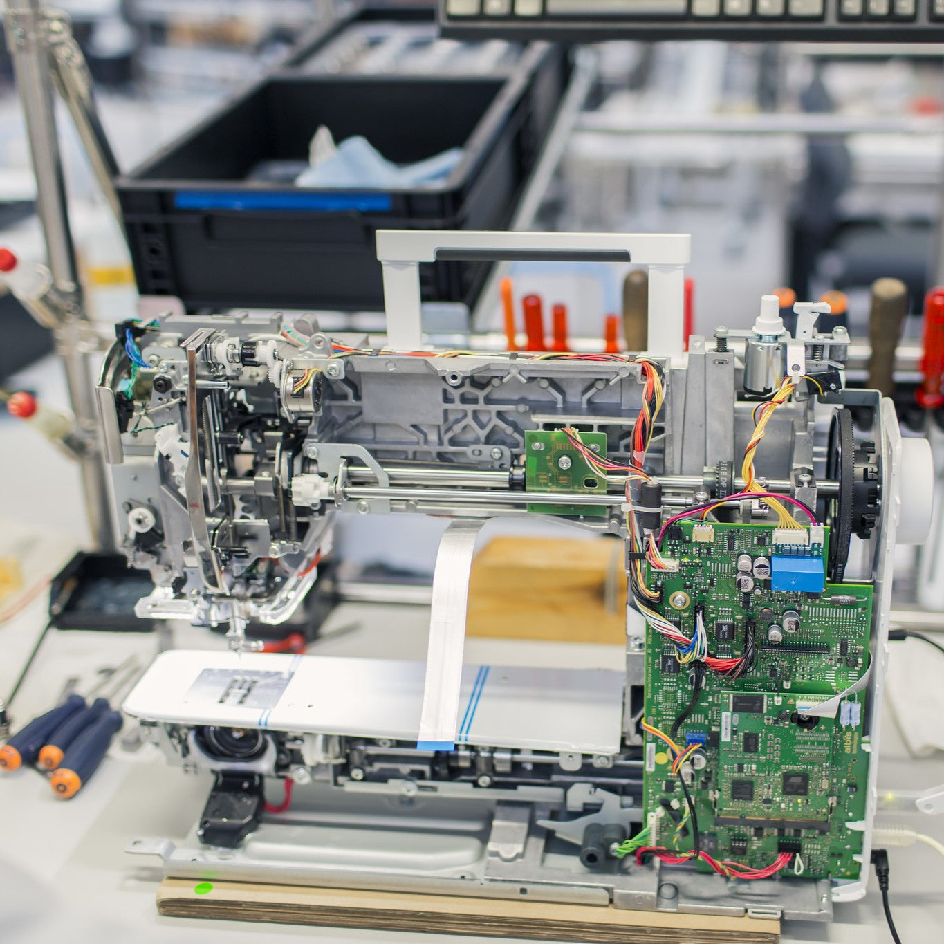 MACHINE REPAIR SERVICE AND MAINTENANCE