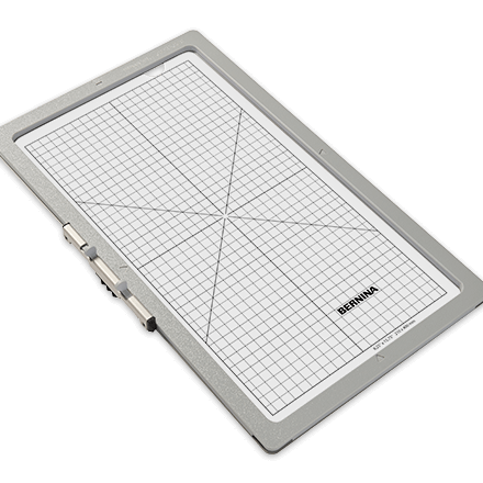 BERNINA CANADA - Large Magnetic Embroidery Hoop 8.25" x 15.75” 108996.70.00