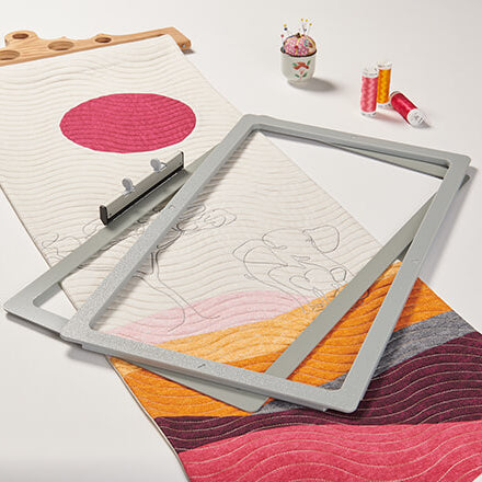 BERNINA CANADA - Large Magnetic Embroidery Hoop 8.25" x 15.75” 108996.70.00