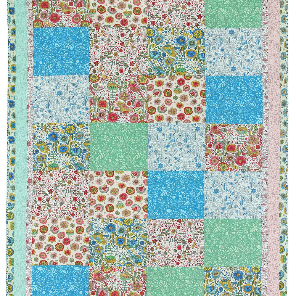 FABRIC CAFE - Fat Quarter Quilts Treats