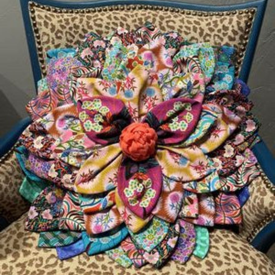 Sugar Bee Quilts -  Petal Pop Zinnia Pillow Pattern