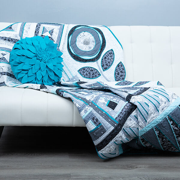 BERNINA CANADA - Bloom & Grow Serger Quilt Pattern Book BLOOMPATTERN