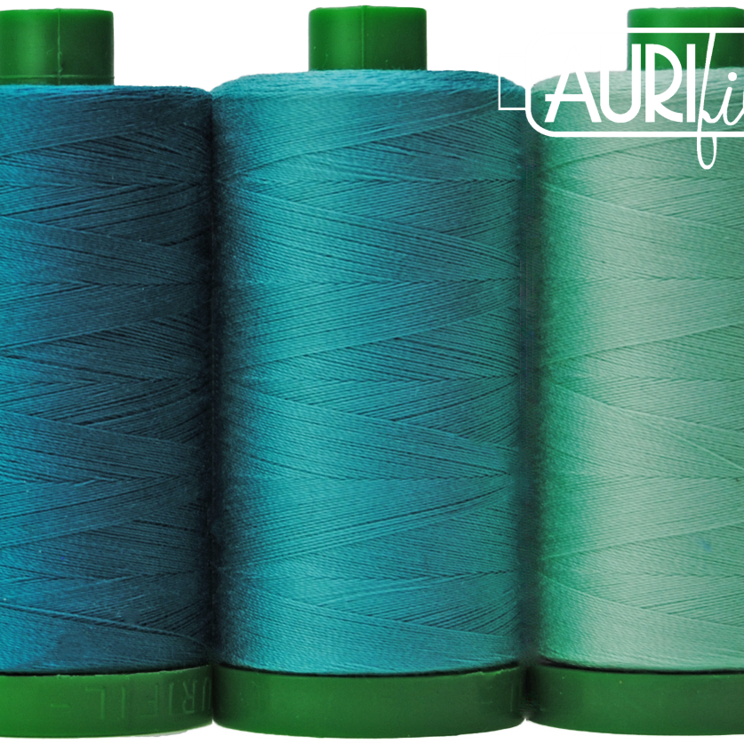 AURIFIL - Thread Color Builder 2021: August - Blue-Throated Macaw - Artistic Quilts with Color