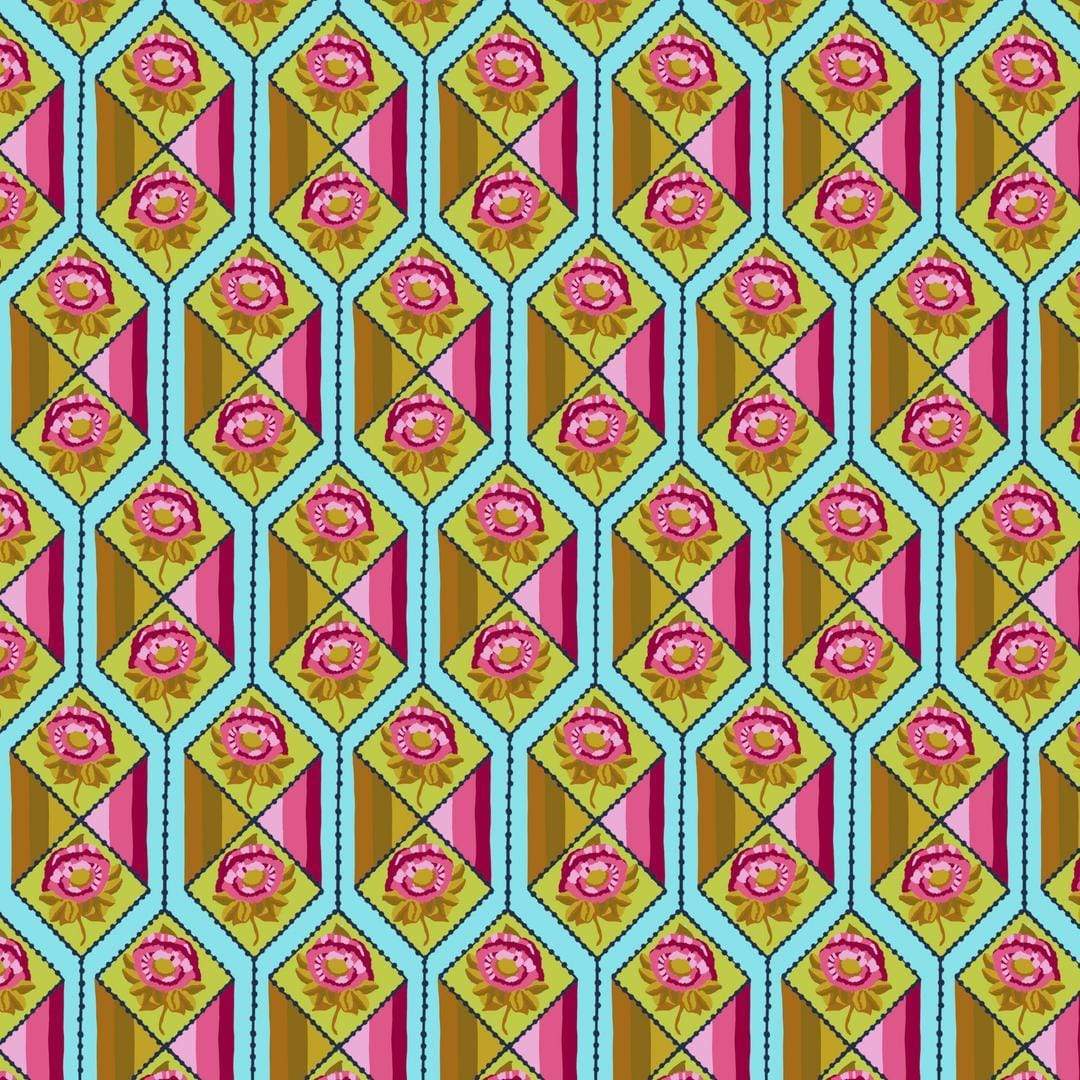 Artistic Quilts with Color Fabric Anna Maria Bright Eyes Facets, Aqua SKU# PWAH157.AQUA SHIPPING MAY 2021