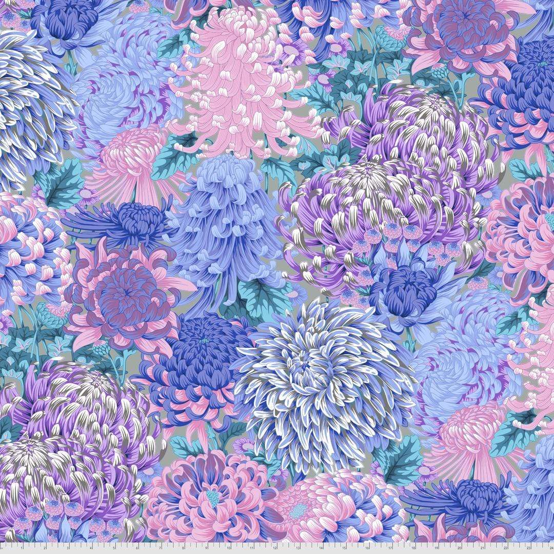 Artistic Quilts with Color Fabric Philip Jacobs for the Kaffe Fassett Collective AUGUST 2021 Hokusai's Mums - GREY SKU# PWPJ107.GREY SHIPPING SEPTEMBER 2021