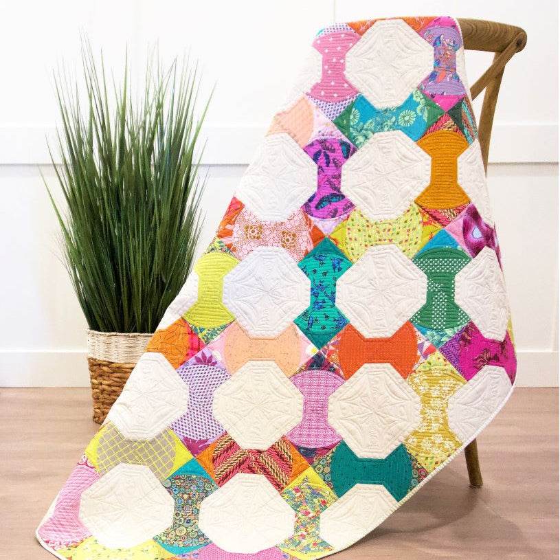 SEW KIND OF WONDERFUL - CURVY BOW TIE PATTERN - Artistic Quilts with Color
