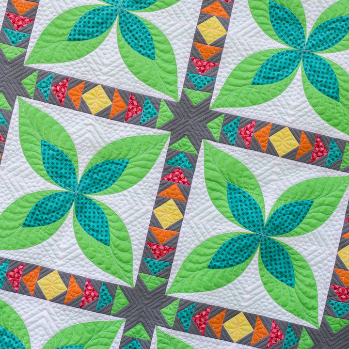 ON WILLIAM'S STREET - PARADISE MODERN QUILT PATTERN - Artistic Quilts with Color