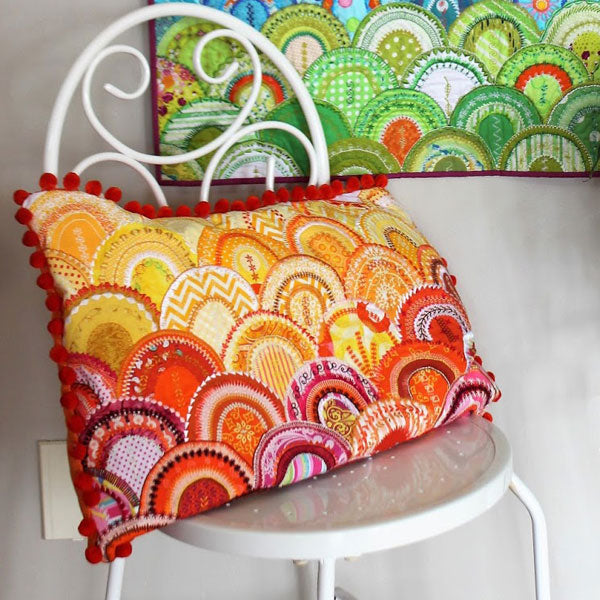 DEBORAH LOUIE - RAINBOW GLAMOROUS CLAMS CUSHION/WALL HANGING: BOOK & TEMPLATE SHEET