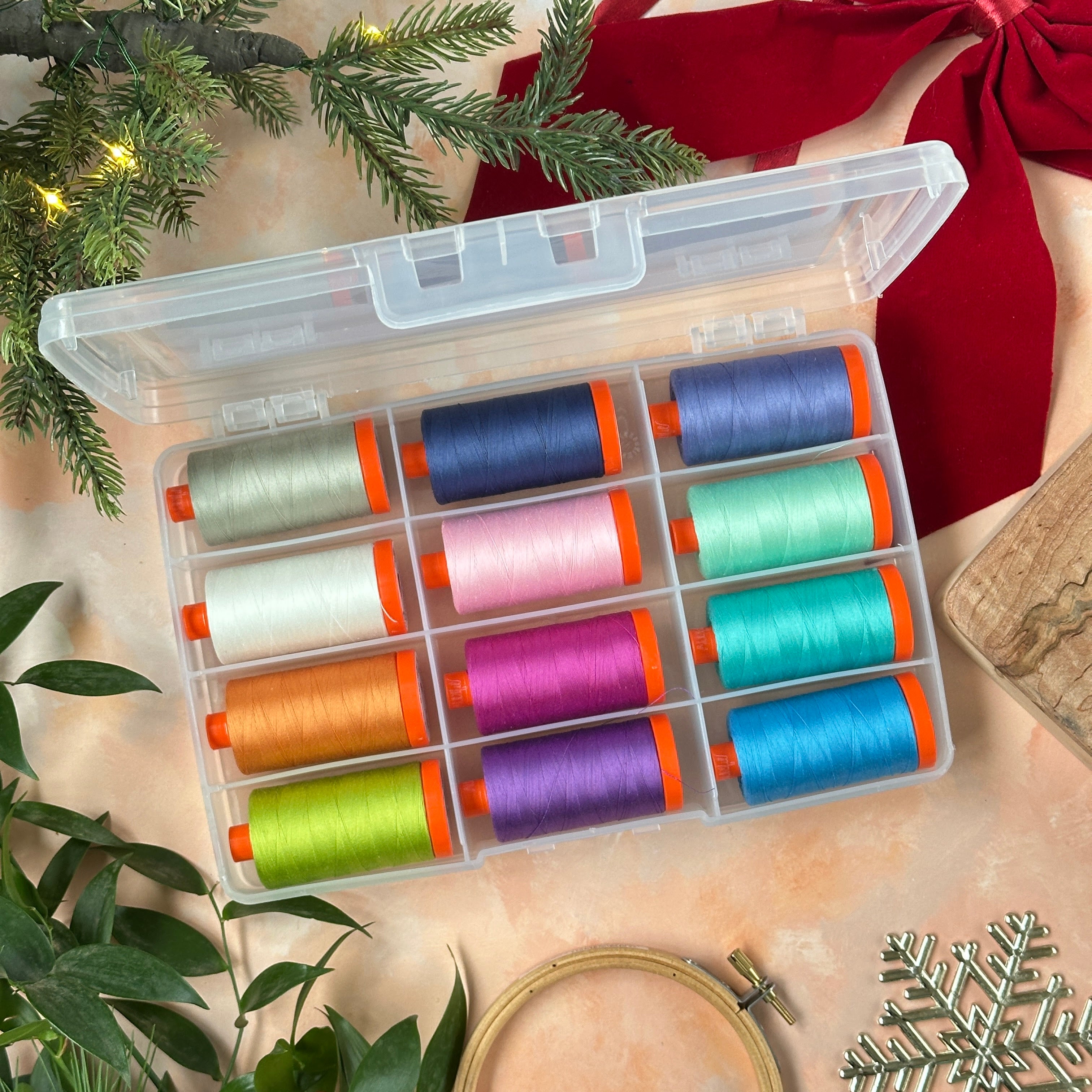 AURIFIL - Kelmscott By Kaffe Fassett Collection