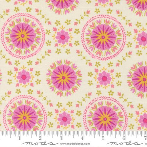 CRYSTAL MANNING - Parlor - Mandala, Cream 511964-11