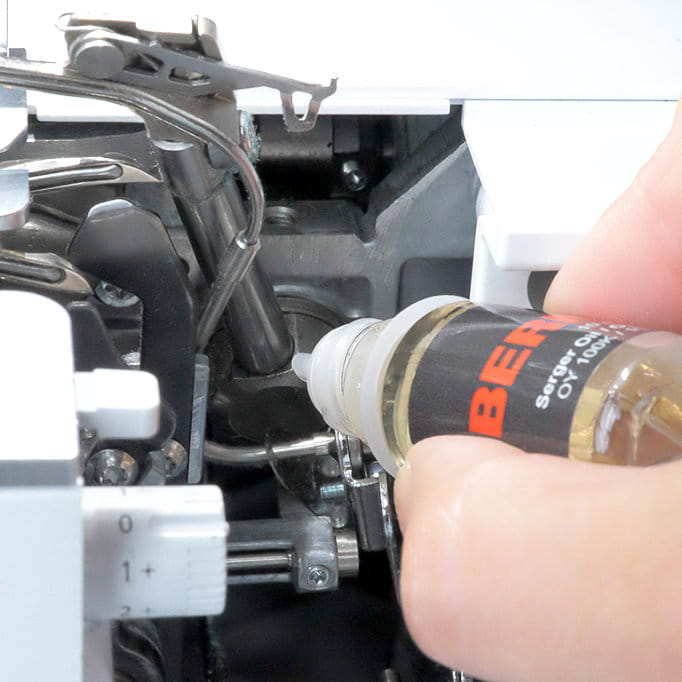 BERNINA CANADA - Bernina Overlocker Oil