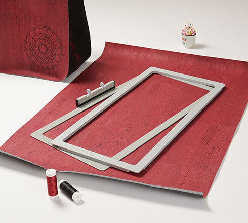 BERNINA CANADA - Medium Border Magnetic Embroidery Hoop 6.5" x 15.75” 108995.70.00