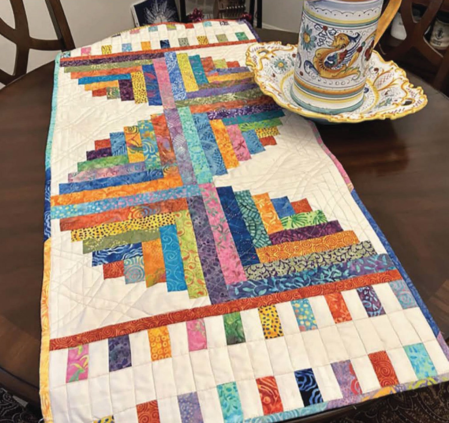 CUT LOOSE PRESS - Carnival Table Runner Pattern