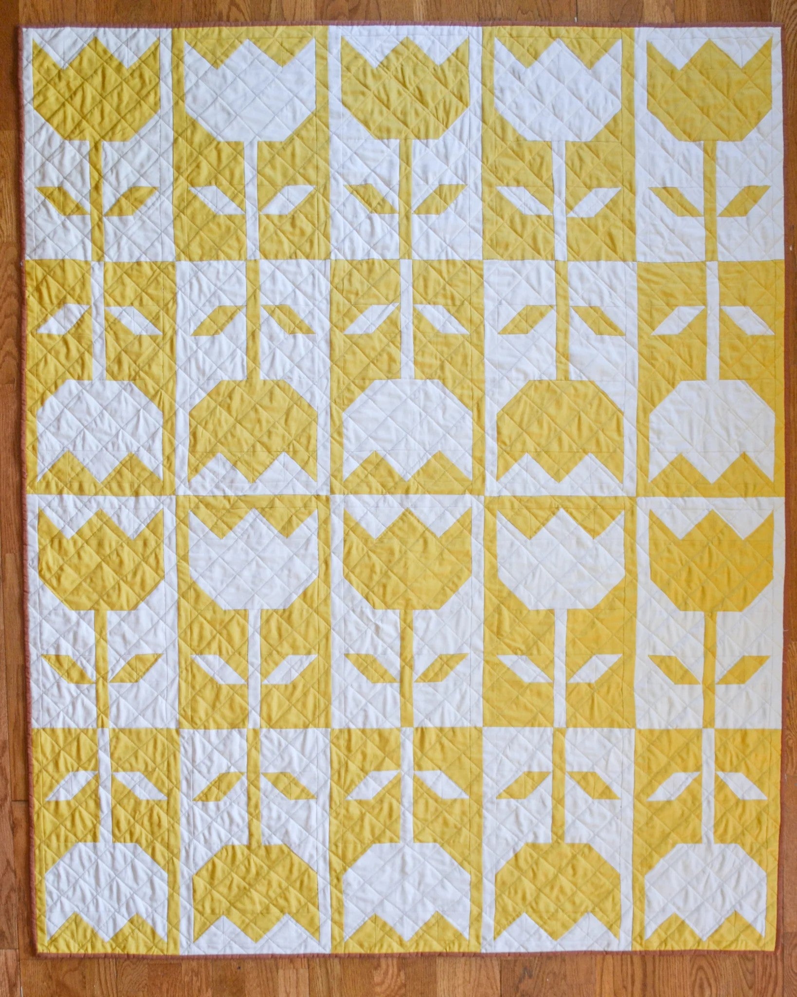 Side Lake Stitch - Flower Block Quilt Pattern