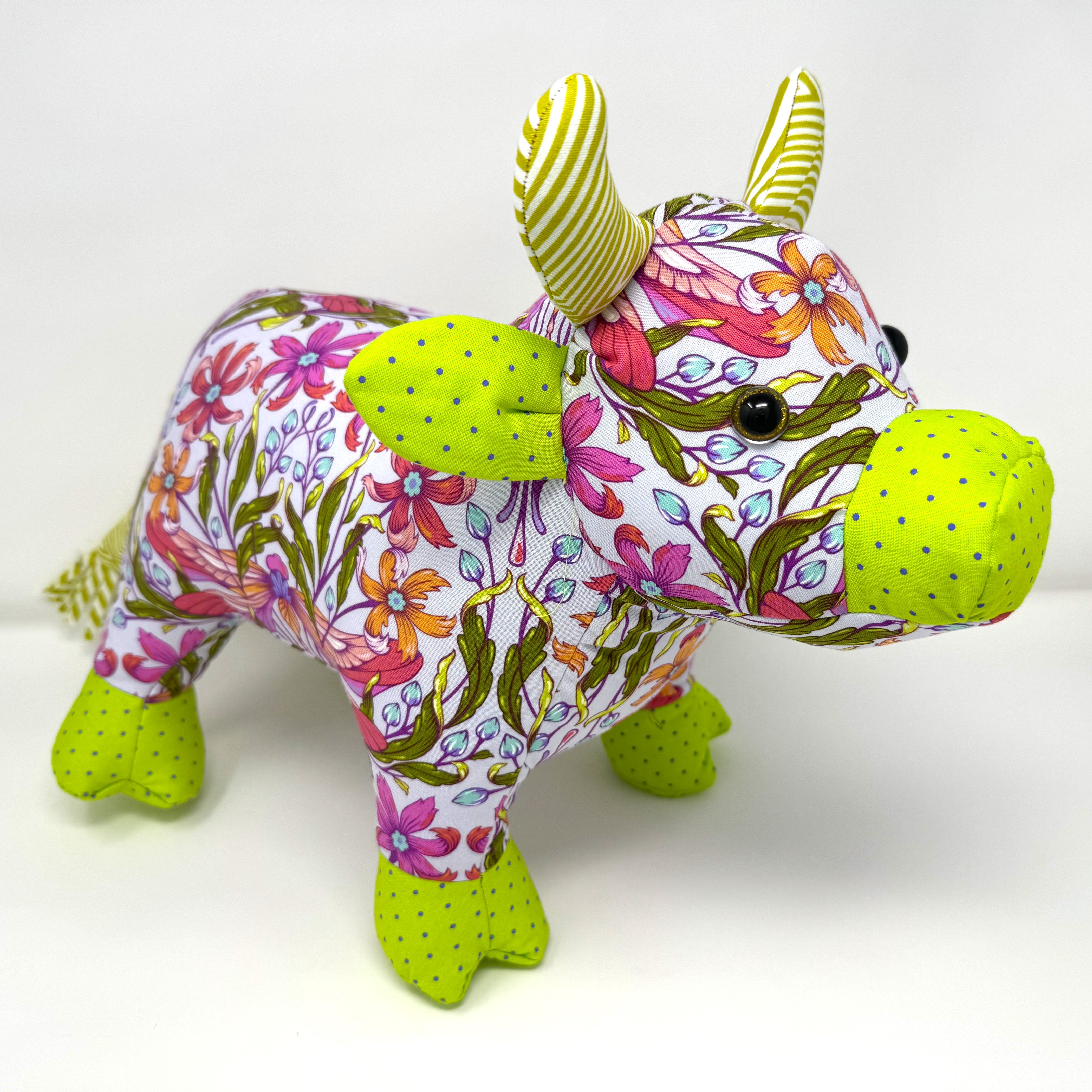 Cow Fuzz #001【Forestman Works】 FUNKY FRIENDS FACTORY - Harmony The Highland Cow Kit – Artistic