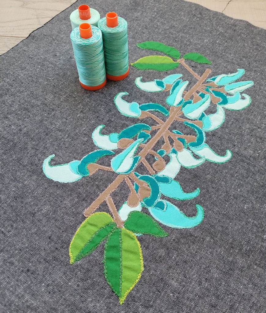 AURIFIL - Thread Color Builder 2022: AUGUST Strongylondon Macrobotrys - Jade Vine - Artistic Quilts with Color