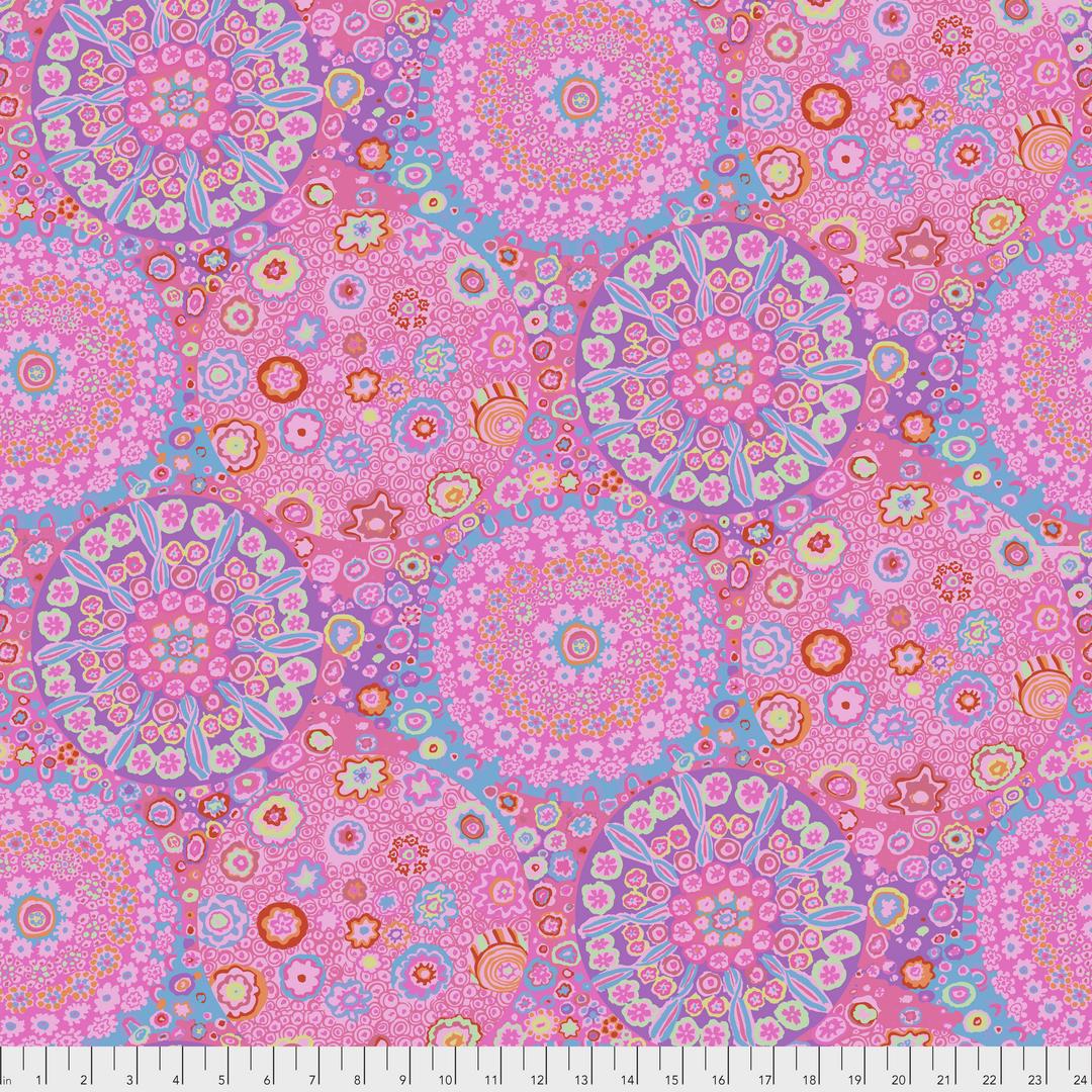 KAFFE FASSETT - KFC RE-ORDER 2021-2022 - Millefiore, MAUVE - Artistic Quilts with Color