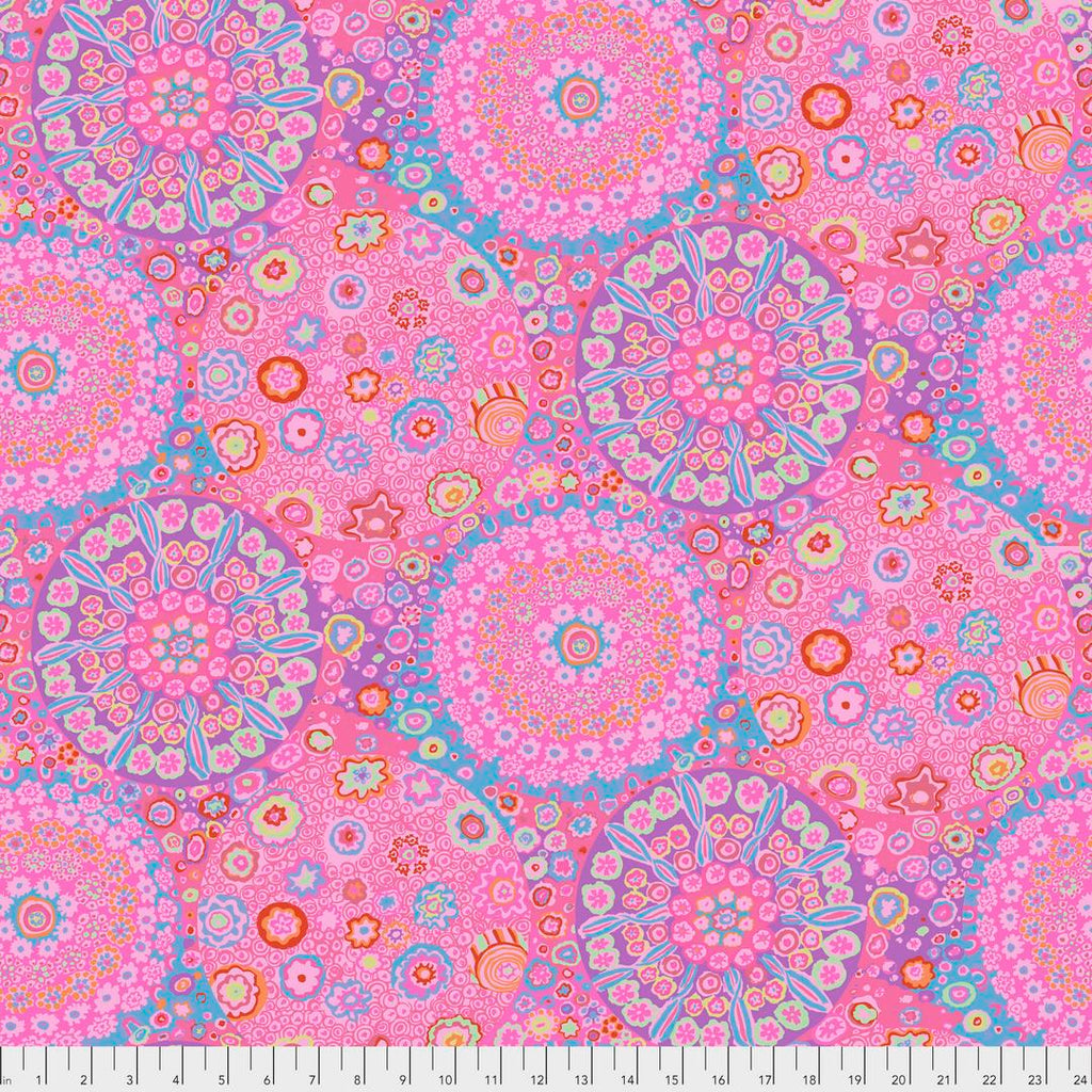 KAFFE FASSETT - KFC RE-ORDER 2021-2022 - Millefiore, MAUVE - Artistic Quilts with Color