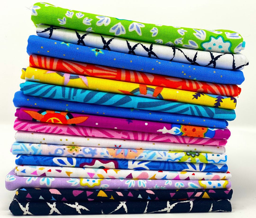 VICTORIA FINDLAY - NIGHT FANCY - Fat Quarter bundle - Artistic Quilts with Color