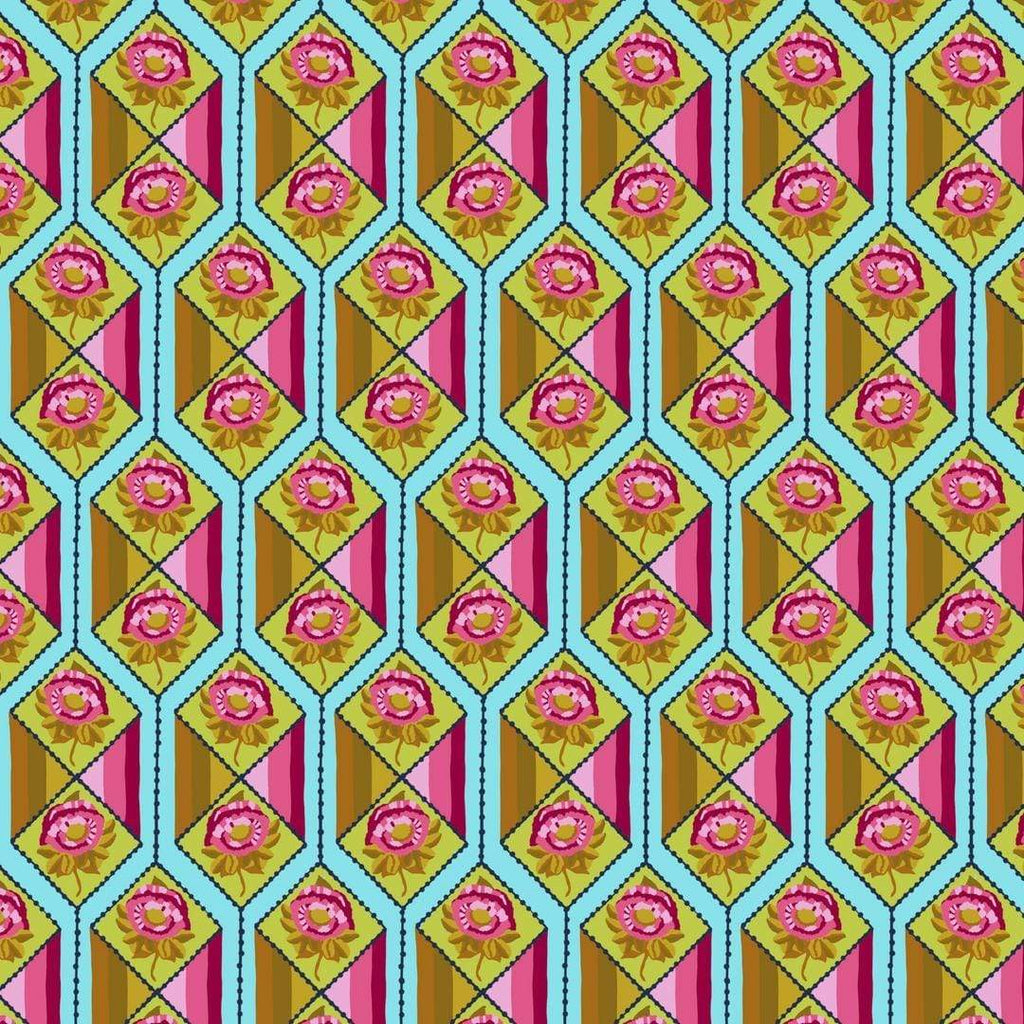 Artistic Quilts with Color Fabric Anna Maria Bright Eyes Facets, Aqua SKU# PWAH157.AQUA SHIPPING MAY 2021