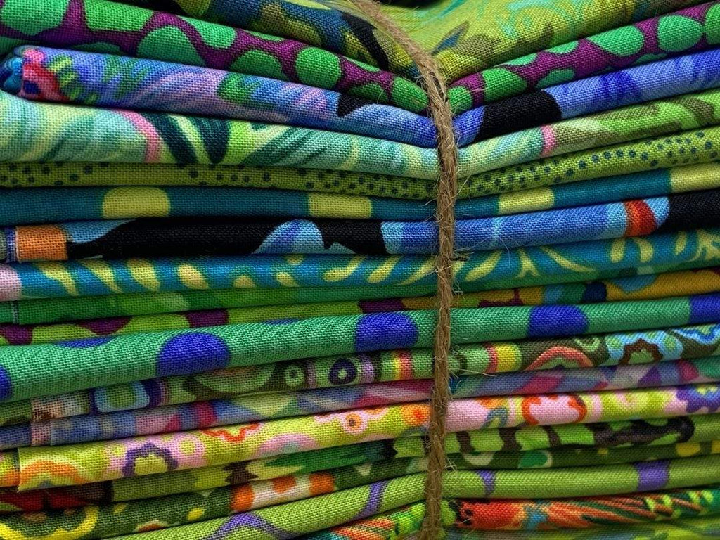 Artistic Quilts with Color Fabric Kaffe Fassett - Green Colorway - IH Fat Quarter Bundle