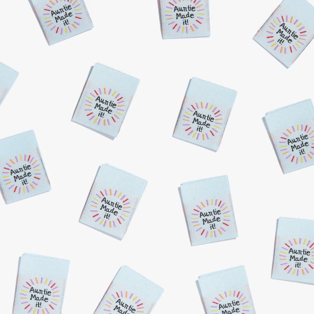 KYLIE AND THE MACHINE - 'Auntie Made It' Woven Labels (10 labels per pack)